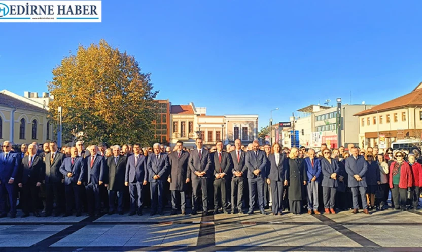 Öğretmenler Günü törenle kutlandı