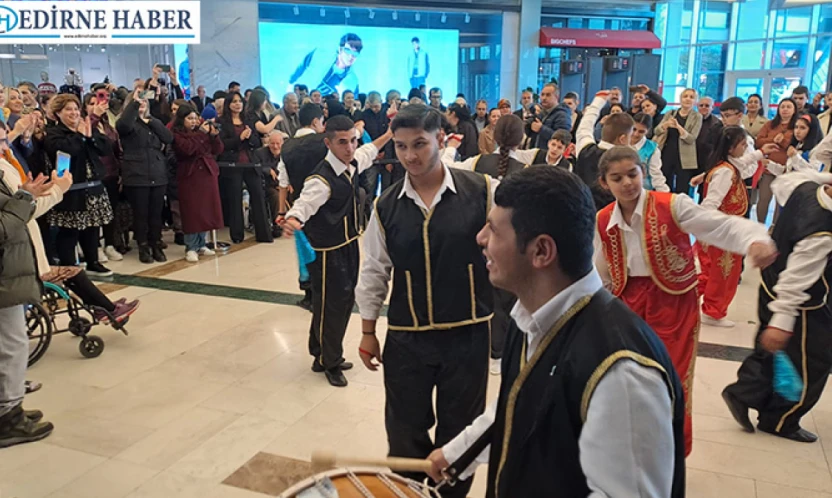 Özel bireylerin gösterisi hayran bıraktı