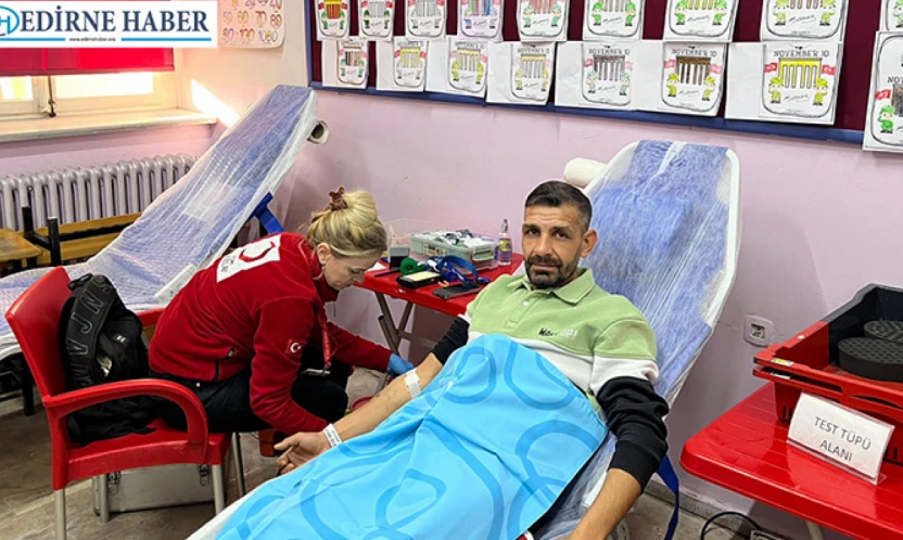 Şehit Asım İlkokulu'nda kan bağışına yoğun katılım