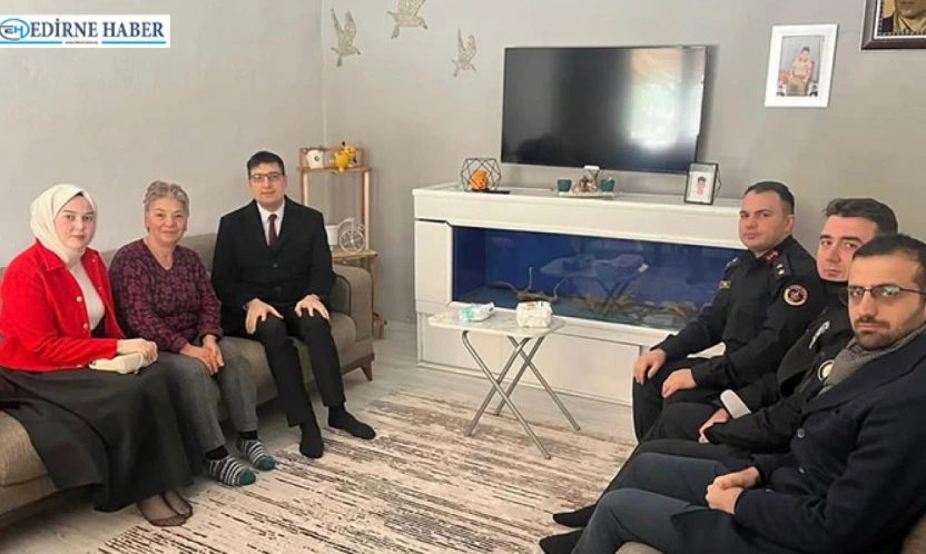 Süloğlu'nda şehit ailelerine Berat Kandili ziyareti